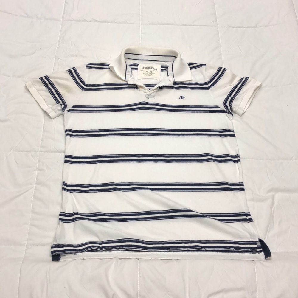 XL button up polo collared shirt